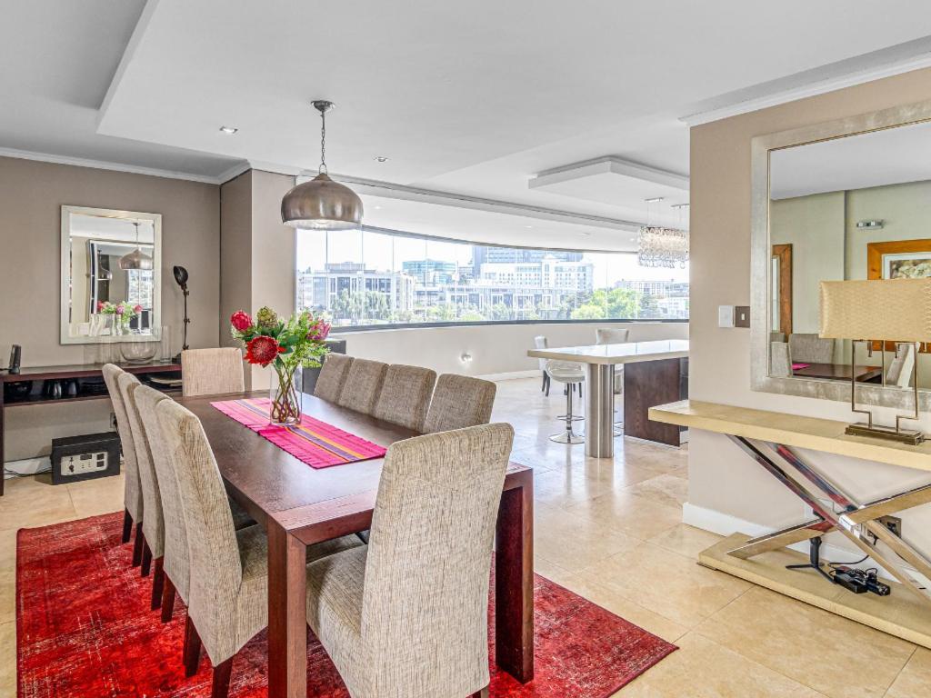 Luxury Penthouse In The Heart Of Sandton Appartement *